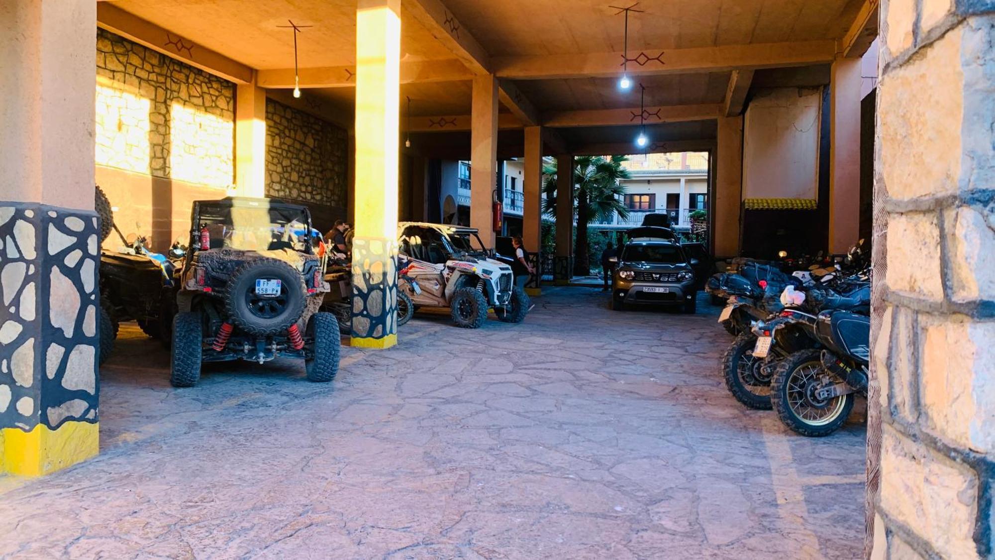 Hotel Restaurant La Kasbah Тингир Экстерьер фото