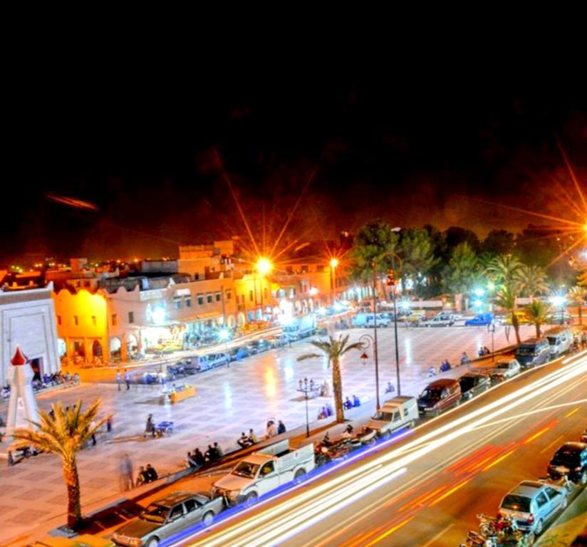 Hotel Restaurant La Kasbah Тингир Экстерьер фото