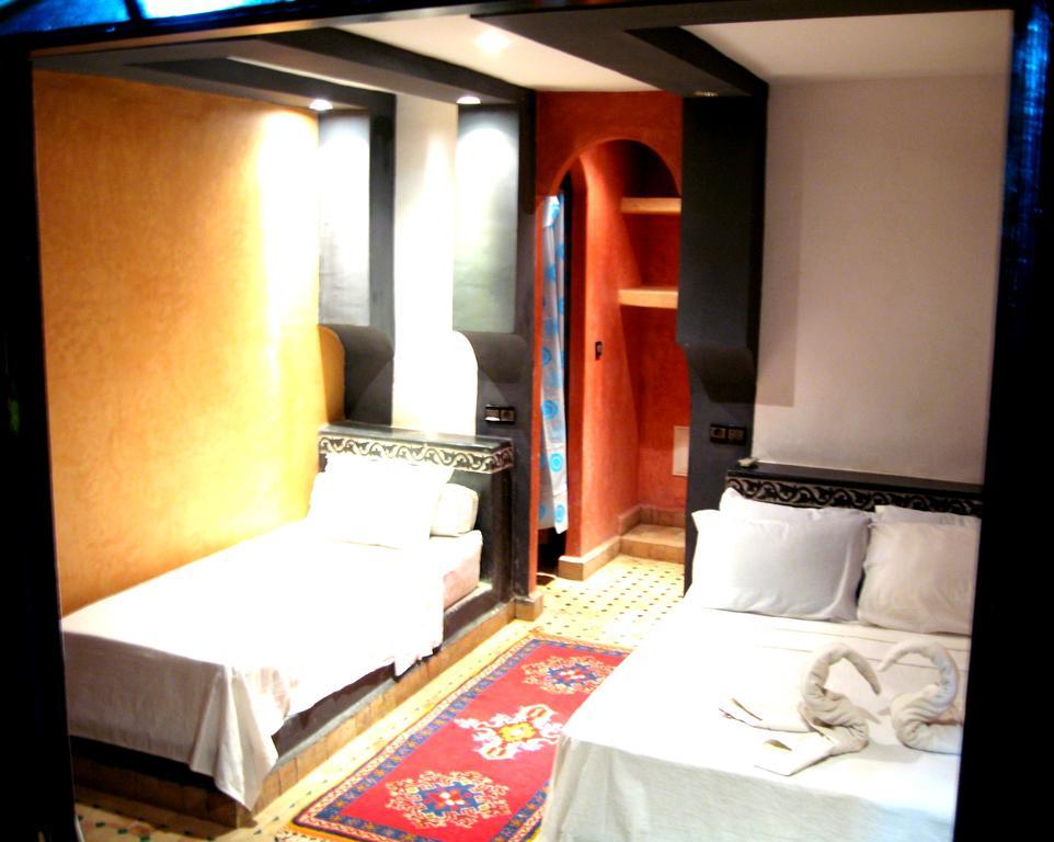 Hotel Restaurant La Kasbah Тингир Экстерьер фото